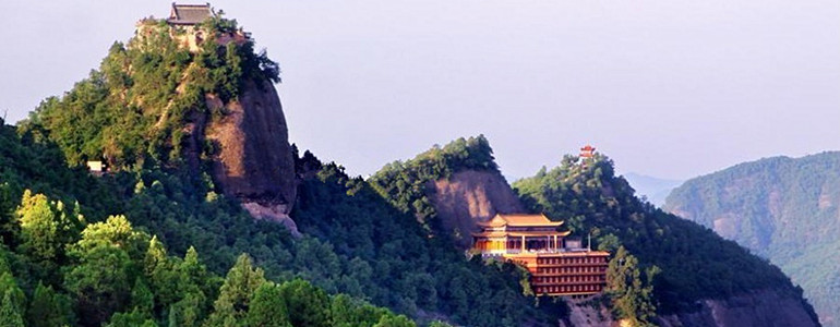 ★★★陜西100處紅色旅游經(jīng)典景區(qū):照金香山風(fēng)景區(qū)